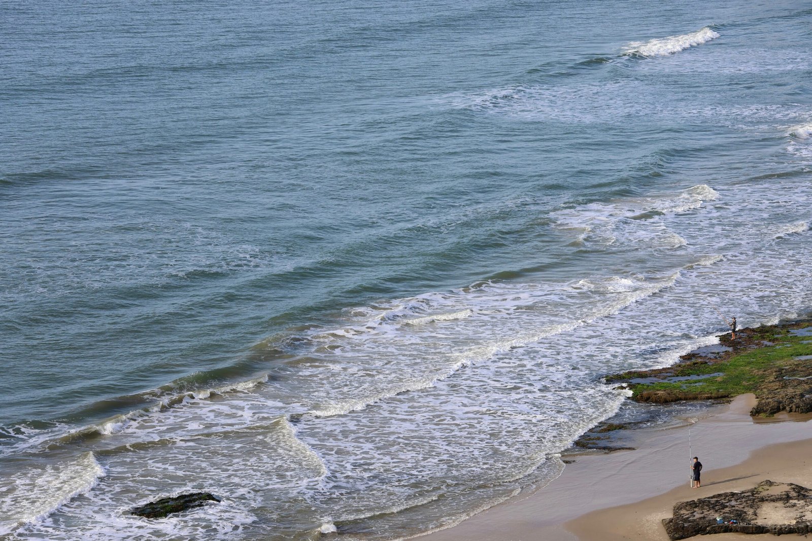 A view of a beach from a high point of view