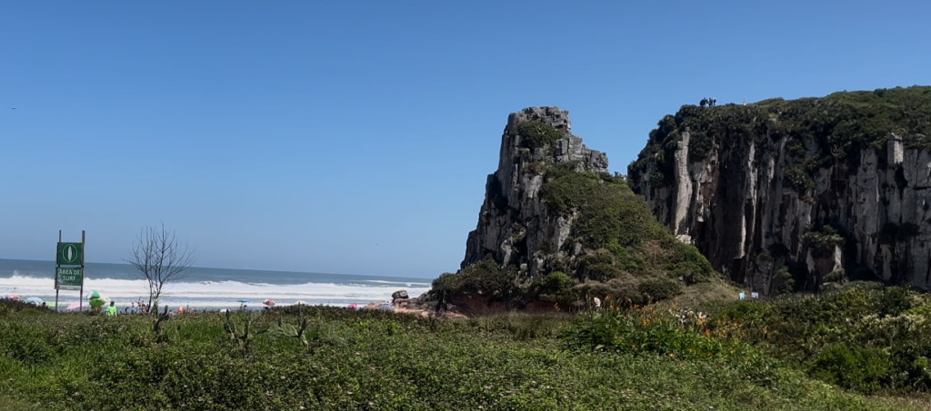 Mirante para fotos na Praia da Guarita