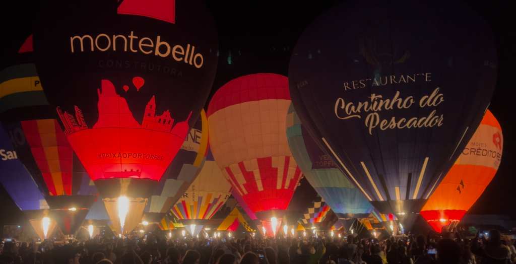 Night Glow (show noturno de balões)